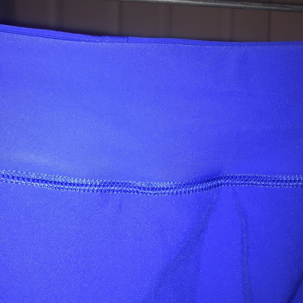 NWT Women’s Lands’ End Athletic Skort - Picture 2 of 7